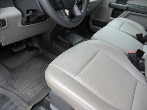 Used 2022 Ford F450 XL w/ Power Equipment Group image 17