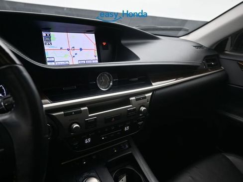 Used 2013 Lexus ES 350 w/ Luxury Pkg FWD image 11
