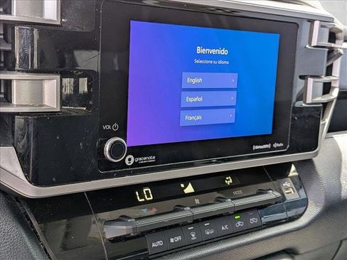 Used 2022 Toyota Tundra SR5 w/ Convenience Package image 10