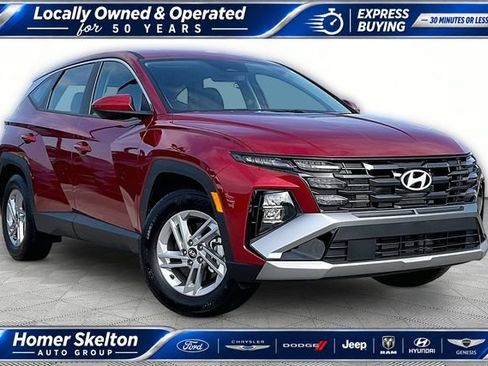 Certified 2026 Hyundai Tucson SE FWD image 1