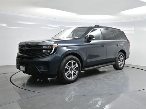 Used 2025 Ford Expedition Active image 72