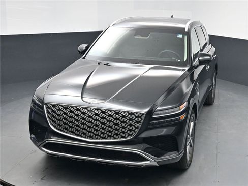 Used 2025 Genesis GV80 2.5T Select image 11