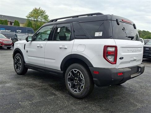 New 2025 Ford Bronco Sport Outer Banks w/ Outer Banks Tech Package+ image 3