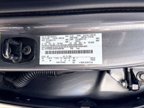 Used 2025 Ford F150 Lariat w/ Equipment Group 502A High image 33