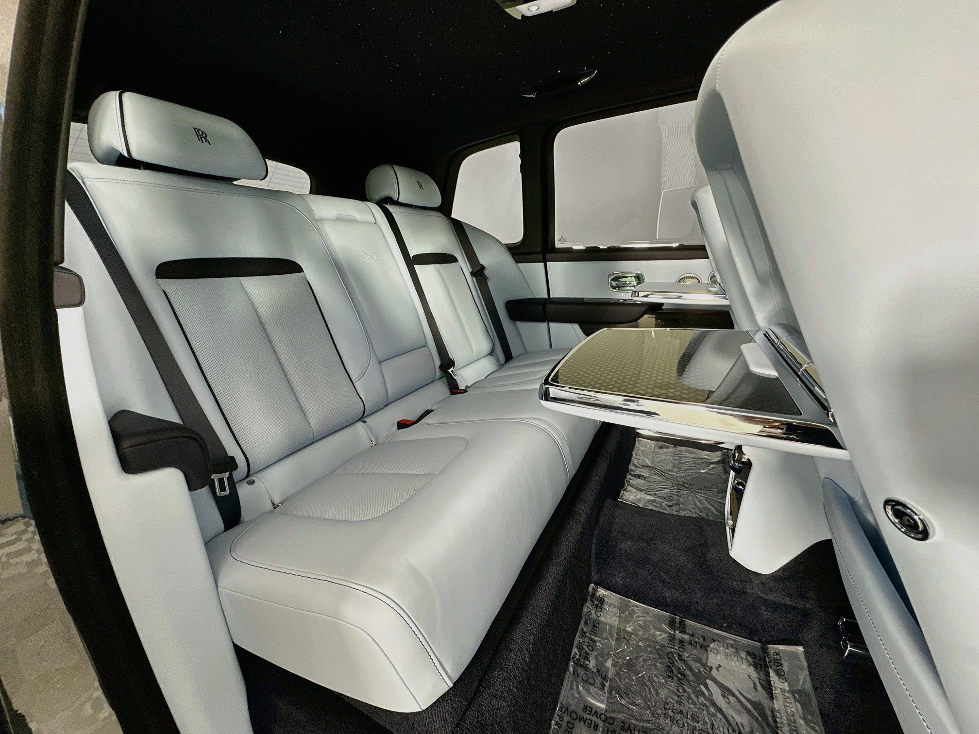 New 2027 Rolls-Royce Cullinan Black Badge AWD/4WD image 26