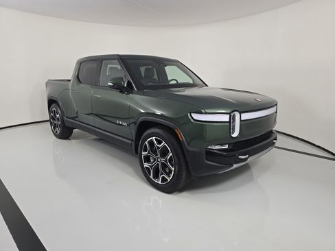 Used 2023 Rivian R1T Adventure AWD/4WD image 7