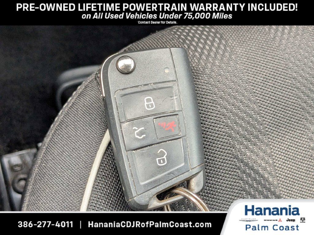 Used 2023 Volkswagen Jetta Sport FWD image 29
