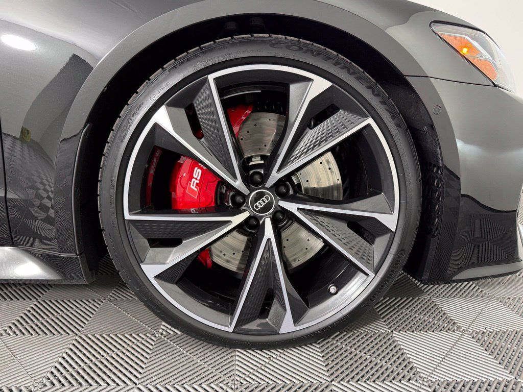 Used 2022 Audi RS 7 Sportback AWD/4WD image 19