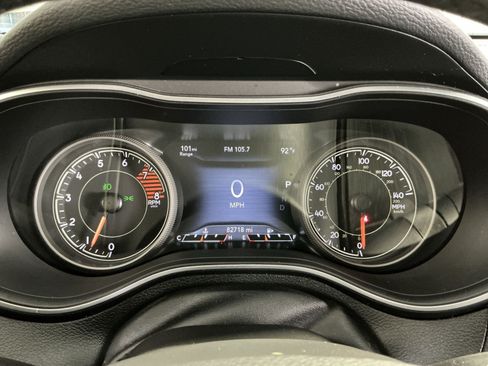 Used 2021 Jeep Cherokee Trailhawk w/ Sun, Sound & Nav Group AWD/4WD image 18