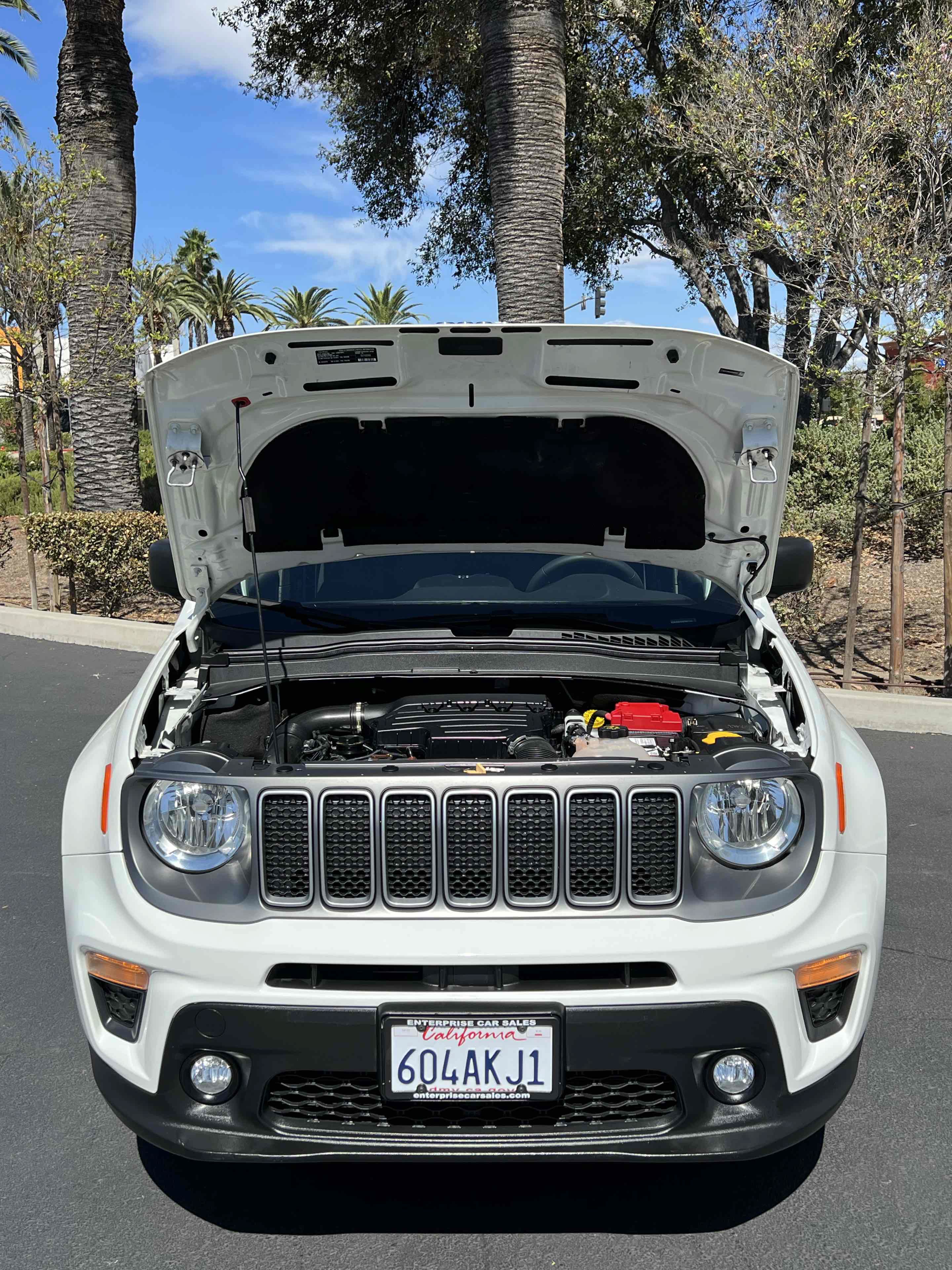 Used 2022 Jeep Renegade Latitude AWD/4WD image 20