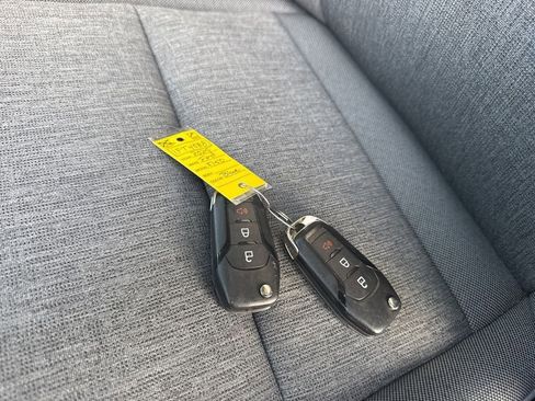 Used 2025 Ford F150 XL w/ Equipment Group 103A High image 29