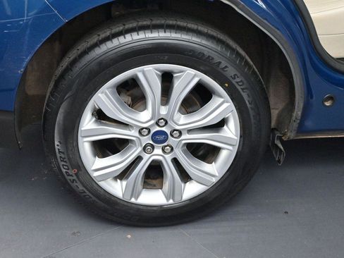 Used 2020 Ford Edge Titanium w/ Equipment Group 301A FWD image 38