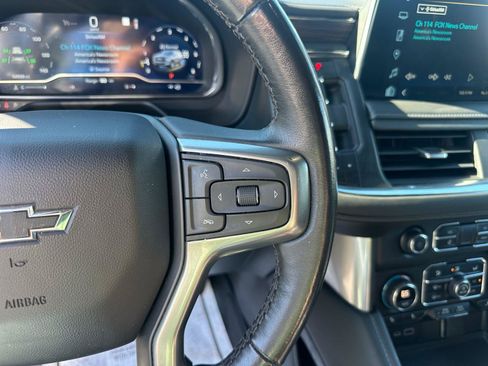 Used 2023 Chevrolet Tahoe Z71 w/ Luxury Package AWD/4WD image 18