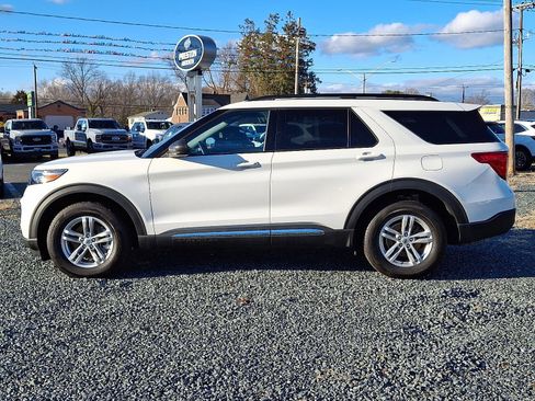 Used 2022 Ford Explorer XLT w/ Class IV Trailer Tow Package image 7