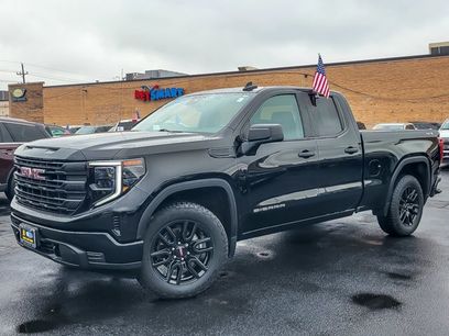 Used 2023 GMC Sierra 1500 Pro w/ Graphite Edition