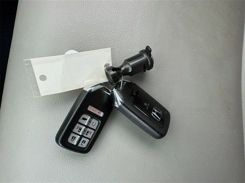 Used 2018 Honda Odyssey Touring image 44