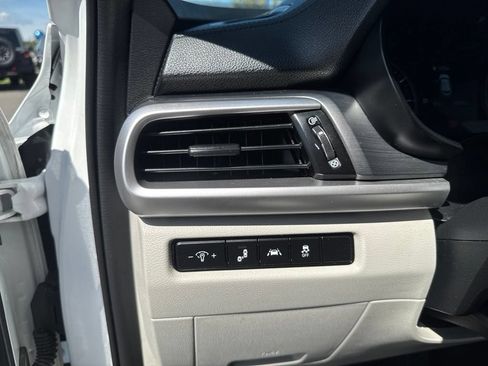 Used 2020 Kia Telluride S w/ S 8 Passenger Seating Package FWD image 28