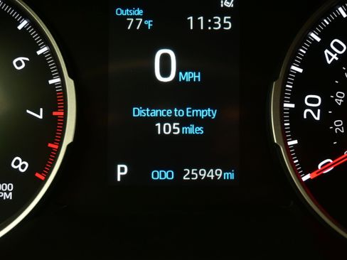 Used 2022 Toyota RAV4 XLE w/ Convenience Package AWD/4WD image 26