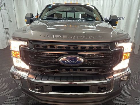 Used 2022 Ford F350 Lariat w/ Lariat Value Package AWD/4WD image 3