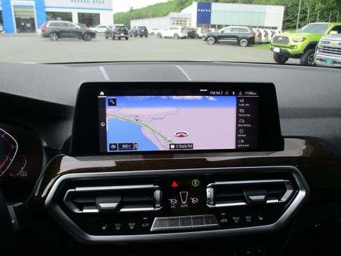 Used 2023 BMW X3 xDrive30i AWD/4WD image 18
