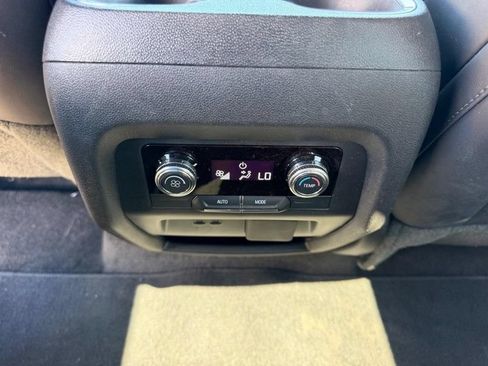 Used 2024 GMC Acadia Elevation w/ Black Edition AWD/4WD image 10