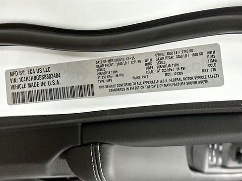 New 2025 Jeep Grand Cherokee Limited image 35