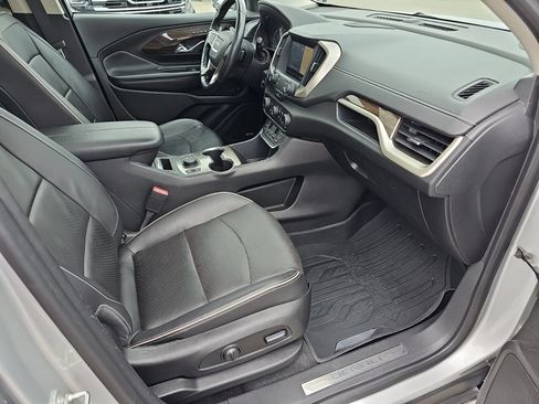 Used 2019 GMC Terrain Denali w/ Comfort Package AWD/4WD image 34