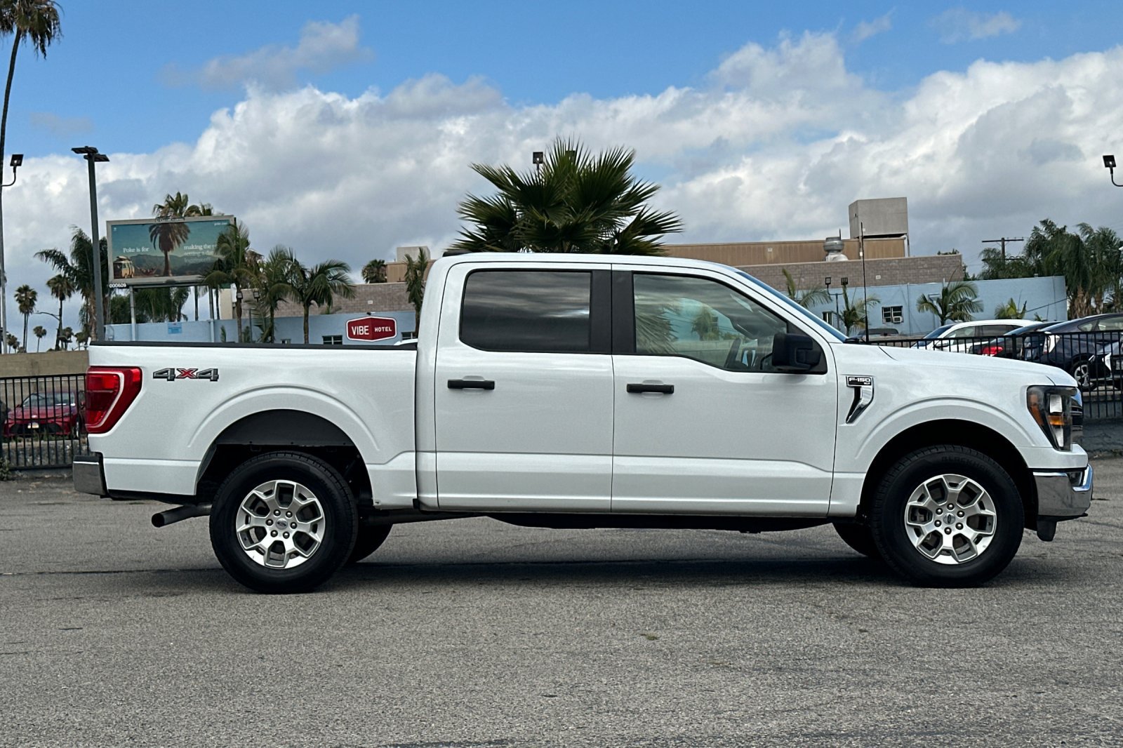 Used 2023 Ford F150 XLT AWD/4WD image 3