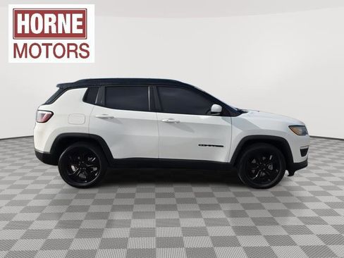 Used 2019 Jeep Compass Altitude image 9