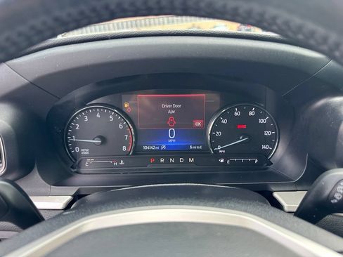 Used 2020 Ford Explorer XLT w/ Equipment Group 202A RWD image 25