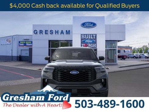 New 2026 Ford Explorer ST-Line w/ ST-Line Street Pack AWD/4WD image 6