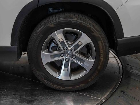Used 2025 Honda Pilot EX-L image 10