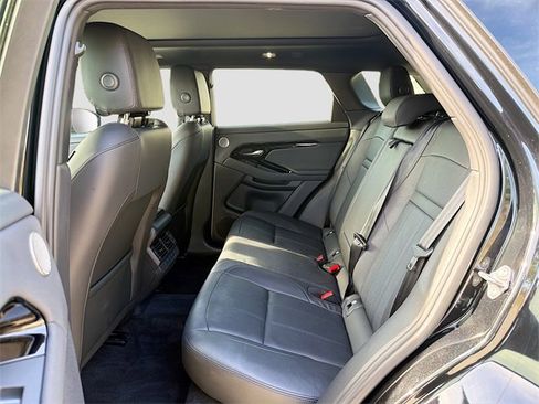 Used 2024 Land Rover Range Rover Evoque Dynamic SE image 22