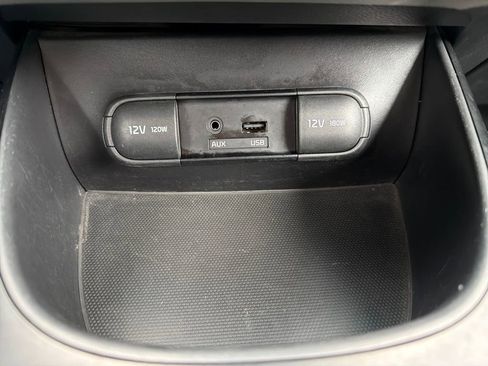 Used 2015 Kia Soul image 39