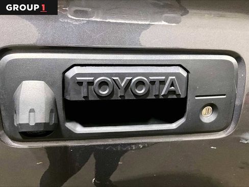 Used 2020 Toyota Tacoma TRD Off-Road image 30