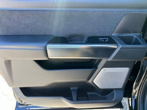 New 2026 Ford F250 Platinum image 16