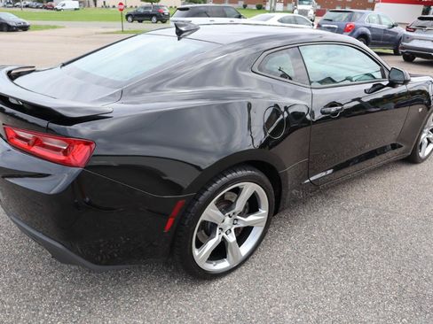 Used 2017 Chevrolet Camaro SS RWD image 6