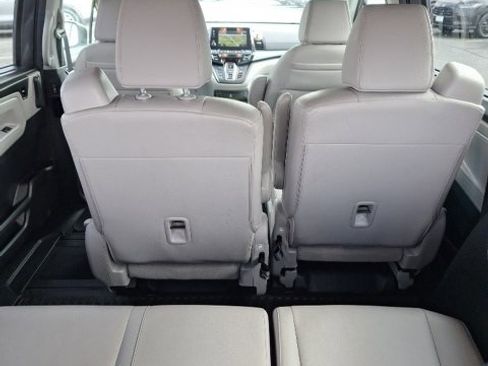 Used 2018 Honda Odyssey EX-L image 9