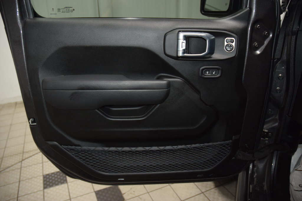 Used 2026 Jeep Wrangler Unlimited Rubicon w/ Safety Group AWD/4WD image 51