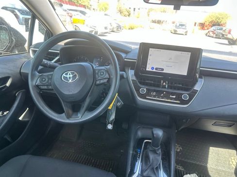 Used 2024 Toyota Corolla LE FWD image 10