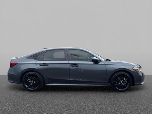Used 2025 Honda Civic Sport image 8