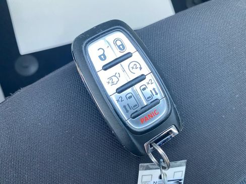Used 2023 Chrysler Voyager LX FWD image 24