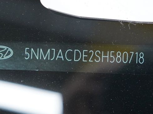 Certified 2025 Hyundai Tucson SE image 29