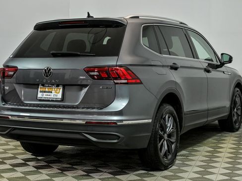 Used 2022 Volkswagen Tiguan SE image 7
