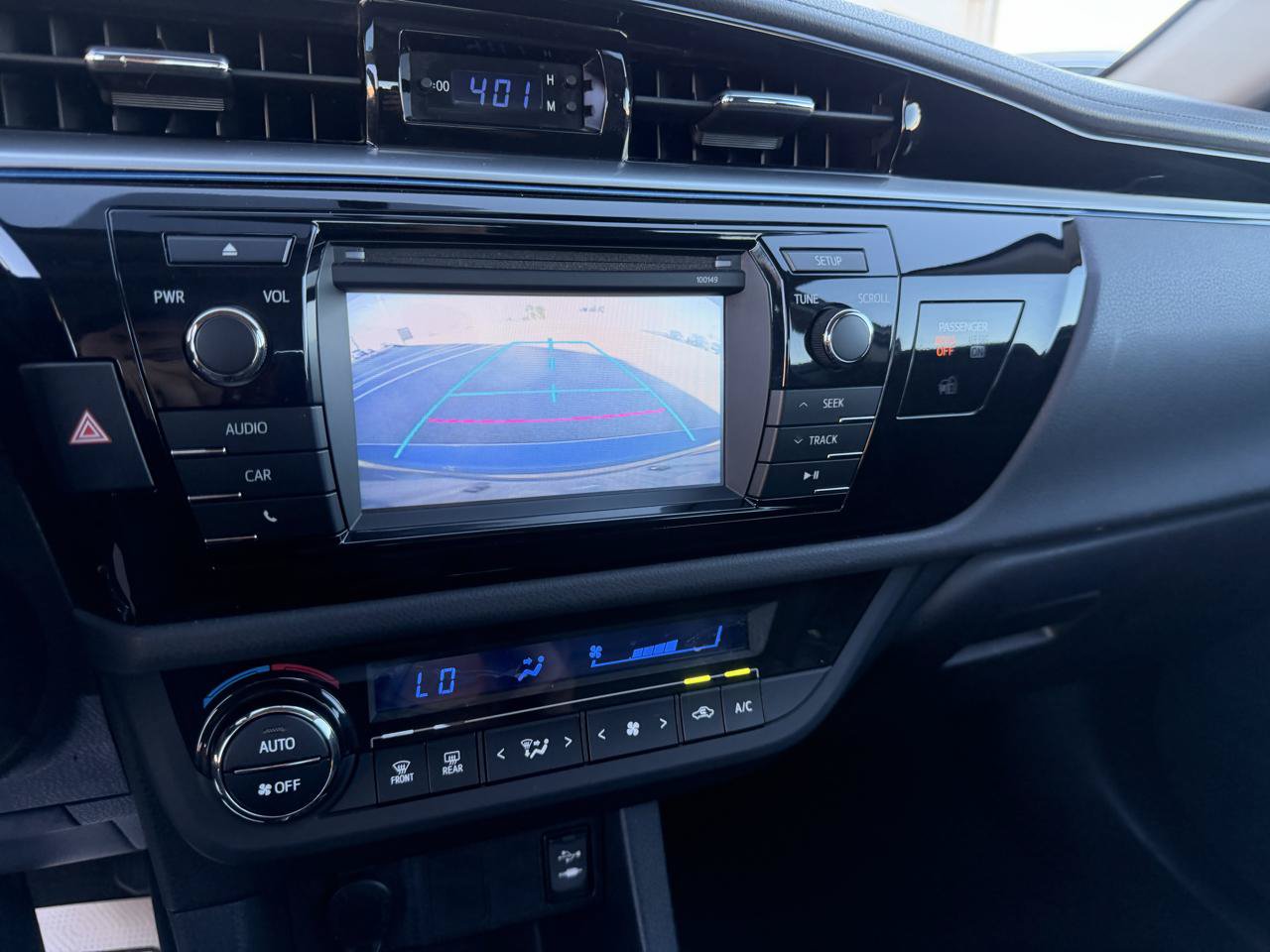 Used 2015 Toyota Corolla S FWD image 13