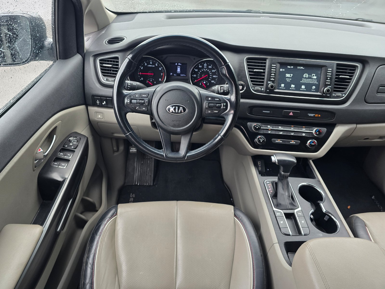 Used 2021 Kia Sedona EX FWD image 14