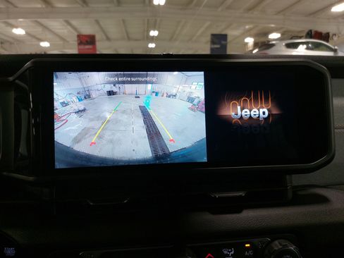 Used 2025 Jeep Wrangler Unlimited Sport S 4xe AWD/4WD image 23