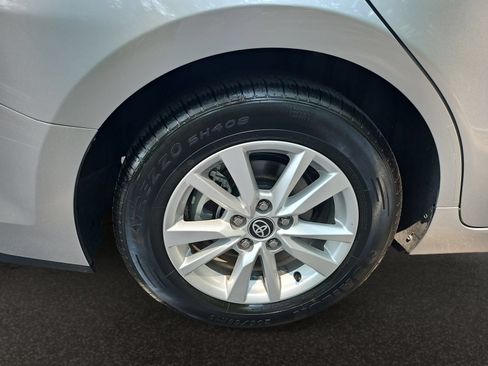 Used 2025 Toyota Camry LE FWD image 43
