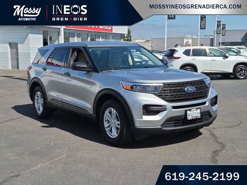 Used 2023 Ford Explorer 2WD image 2
