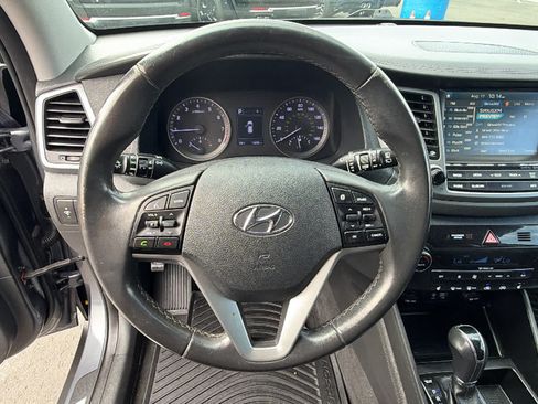 Used 2017 Hyundai Tucson Limited w/ Cargo Package AWD/4WD image 18